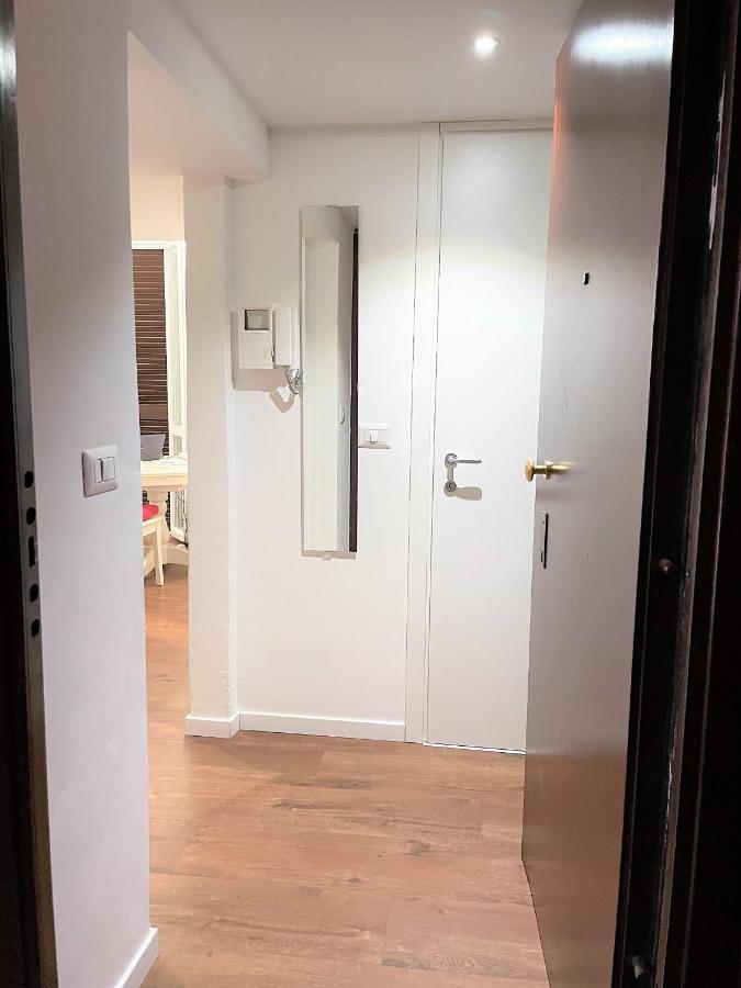 ミラノWhite Flat Puglieアパートメント エクステリア 写真